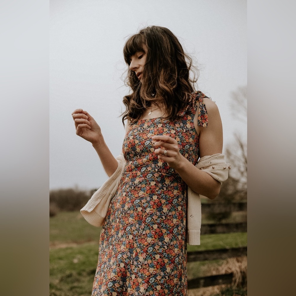 Sézane Dorotha Floral Dress with a side slit size 36 - Picture 2 of 8